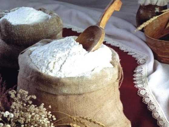 Купим:муку,крупы,консервы,прод.питания.Тел8025-760-68-34