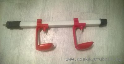 Система ниппельного поения для птиц. Ниппельные поилки. Каплеулавливатель