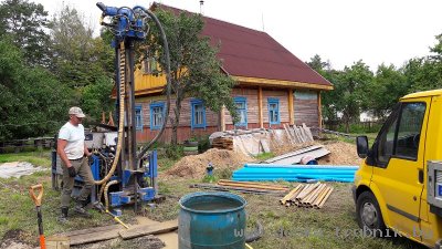 Бурение скважин глубиной до 300 метров.